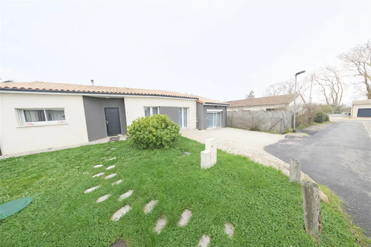 Achat maisonà Iteuil