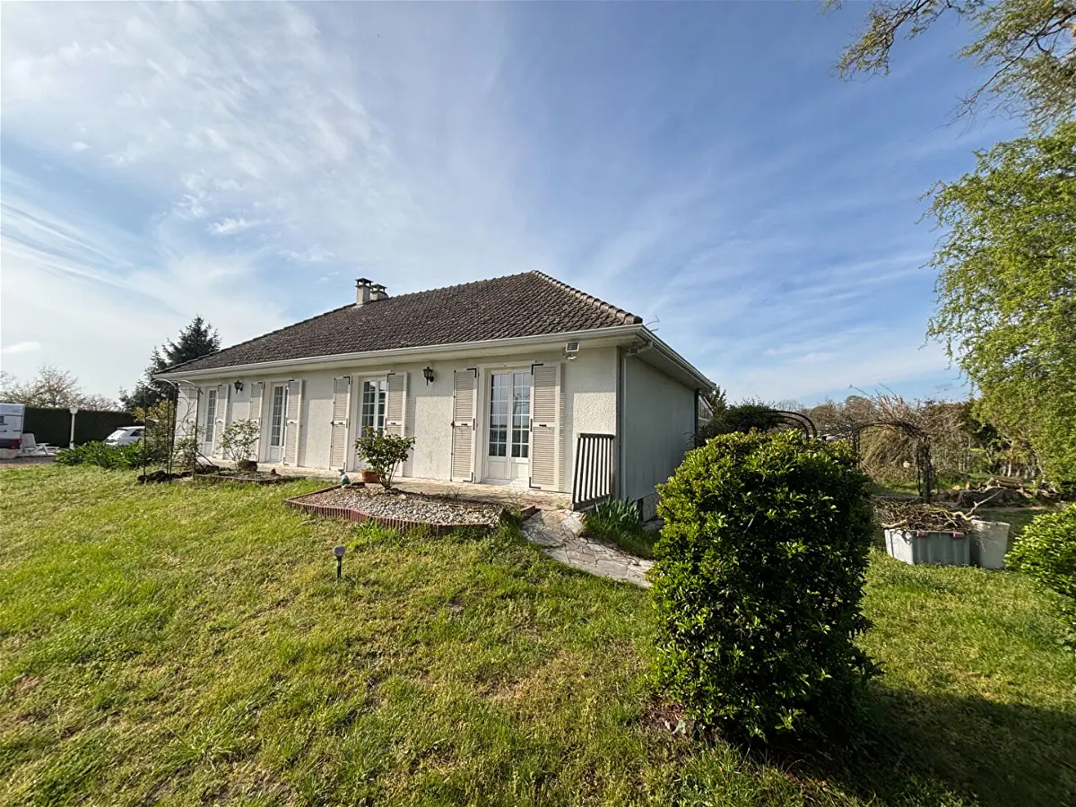 Achat maisonà DESCARTES