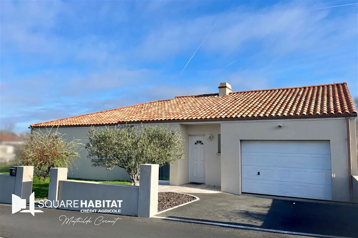 Achat maisonà SAINT MACAIRE EN MAUGES