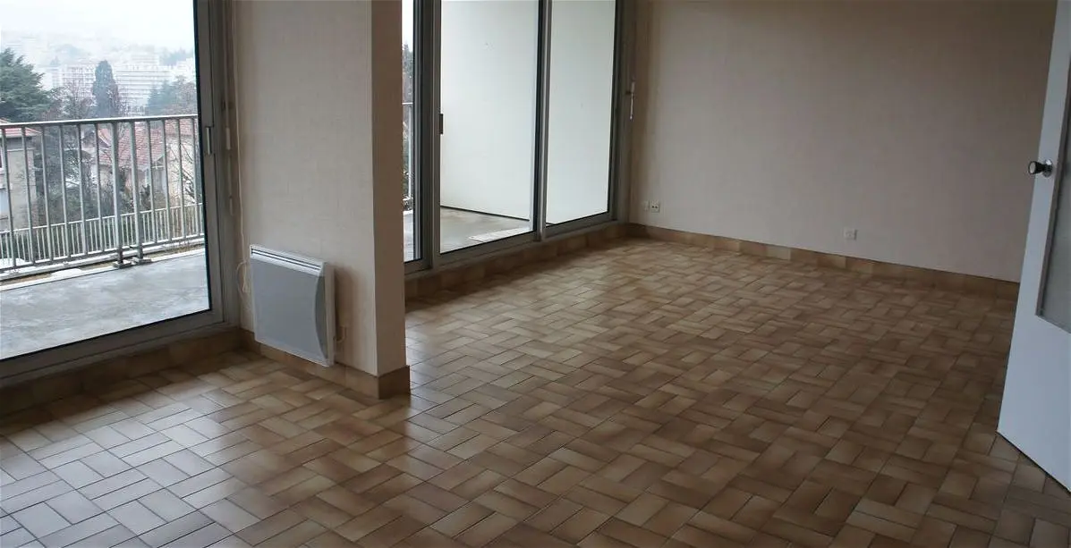 appartementà ST ETIENNE