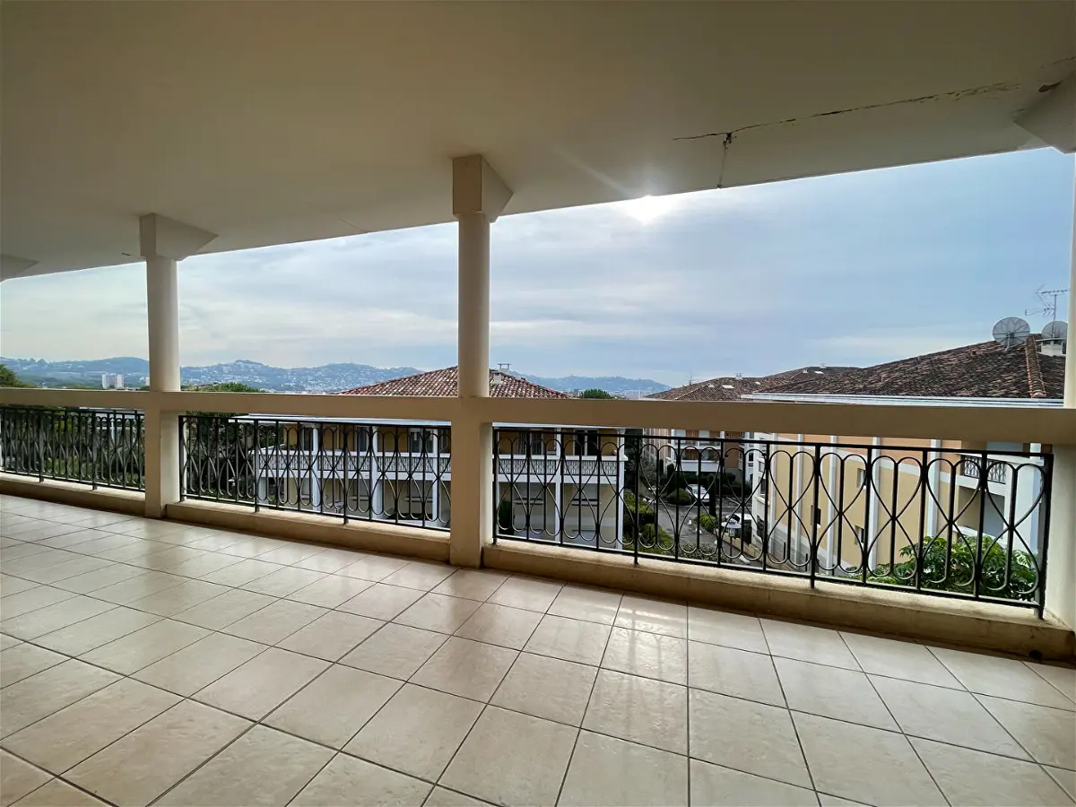 Achat appartementà CANNES