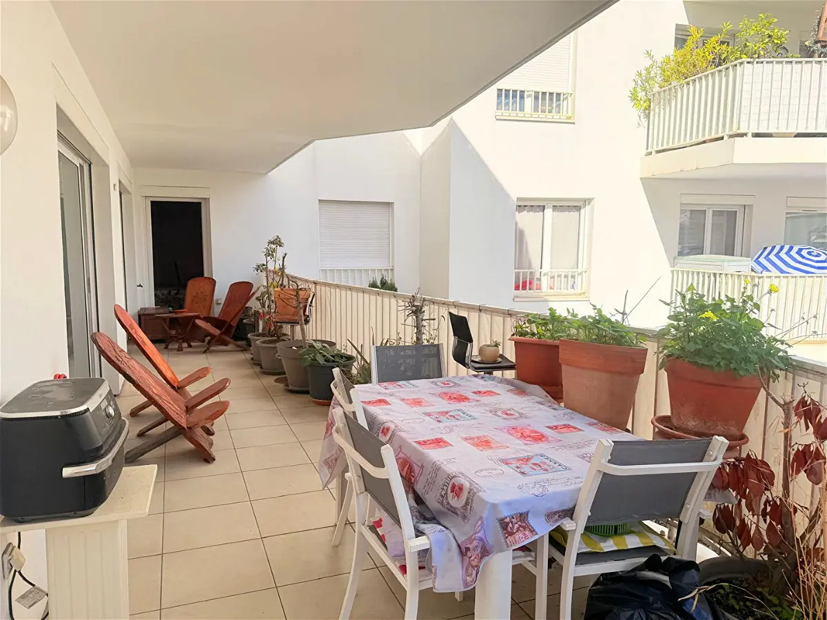 Appartement 4 pièces 83 m² · à Cannes · 83,4 m² · 576 000 €