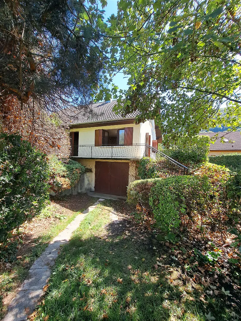 Maison 5 pièces 131 m² · à Domene 38420 · 131 m² · 390 000 €