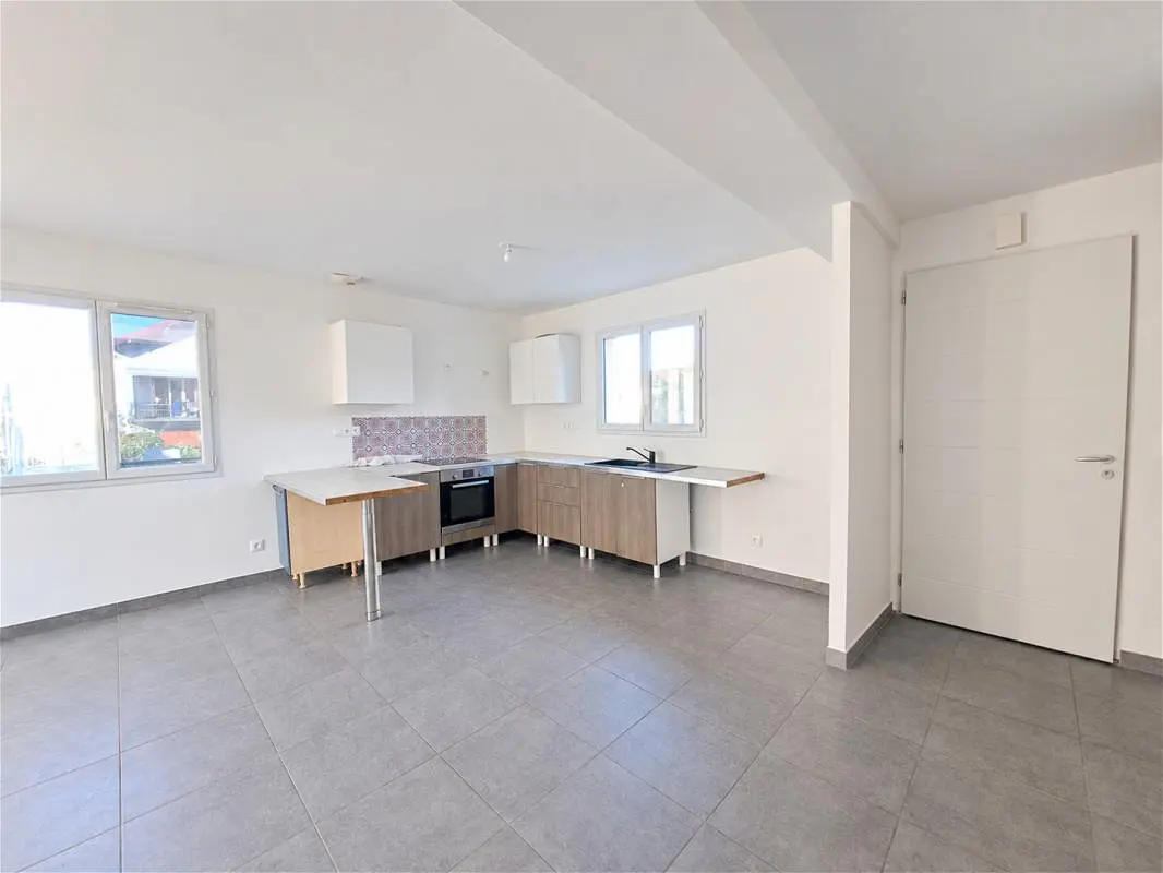 Maison 4 pièces 93 m² · à Châbons · 92,9 m² · 950 €/mois