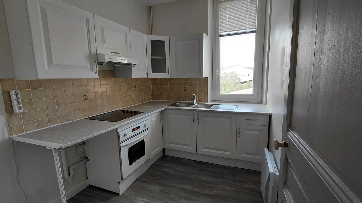 appartementà SALON