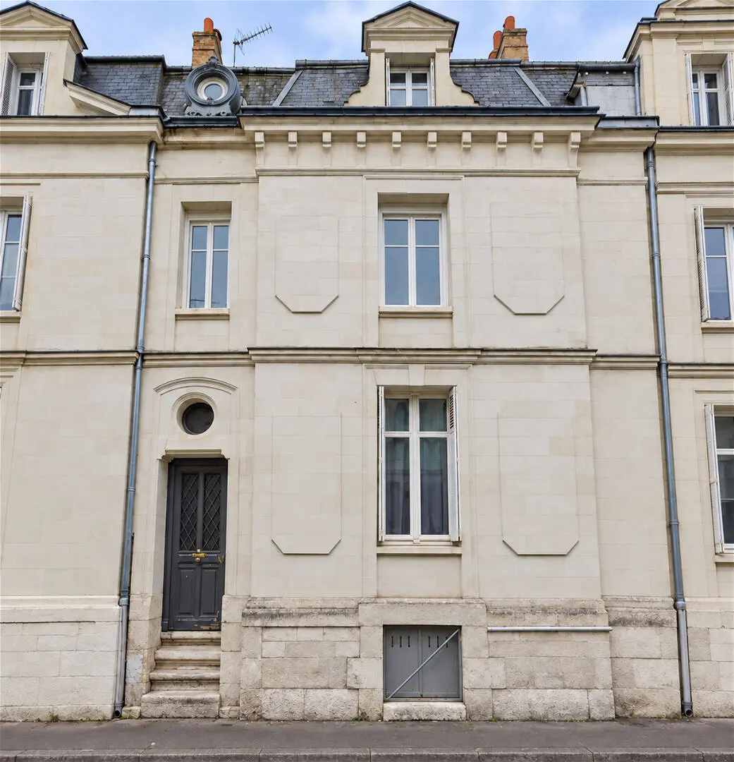 Maison 6 pièces 157 m² · à Tours 37000 · 157 m² · 465 500 €