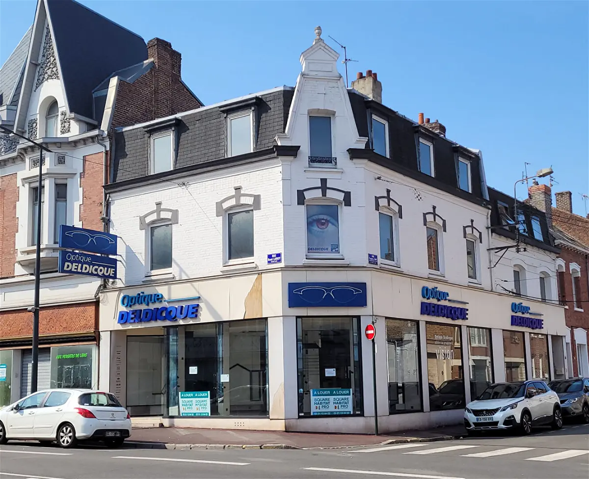 local_commercialà LENS