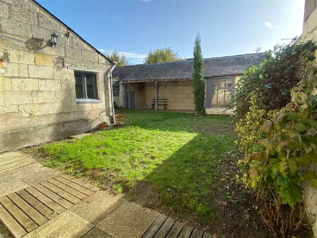 maisonà VARENNES SUR LOIRE