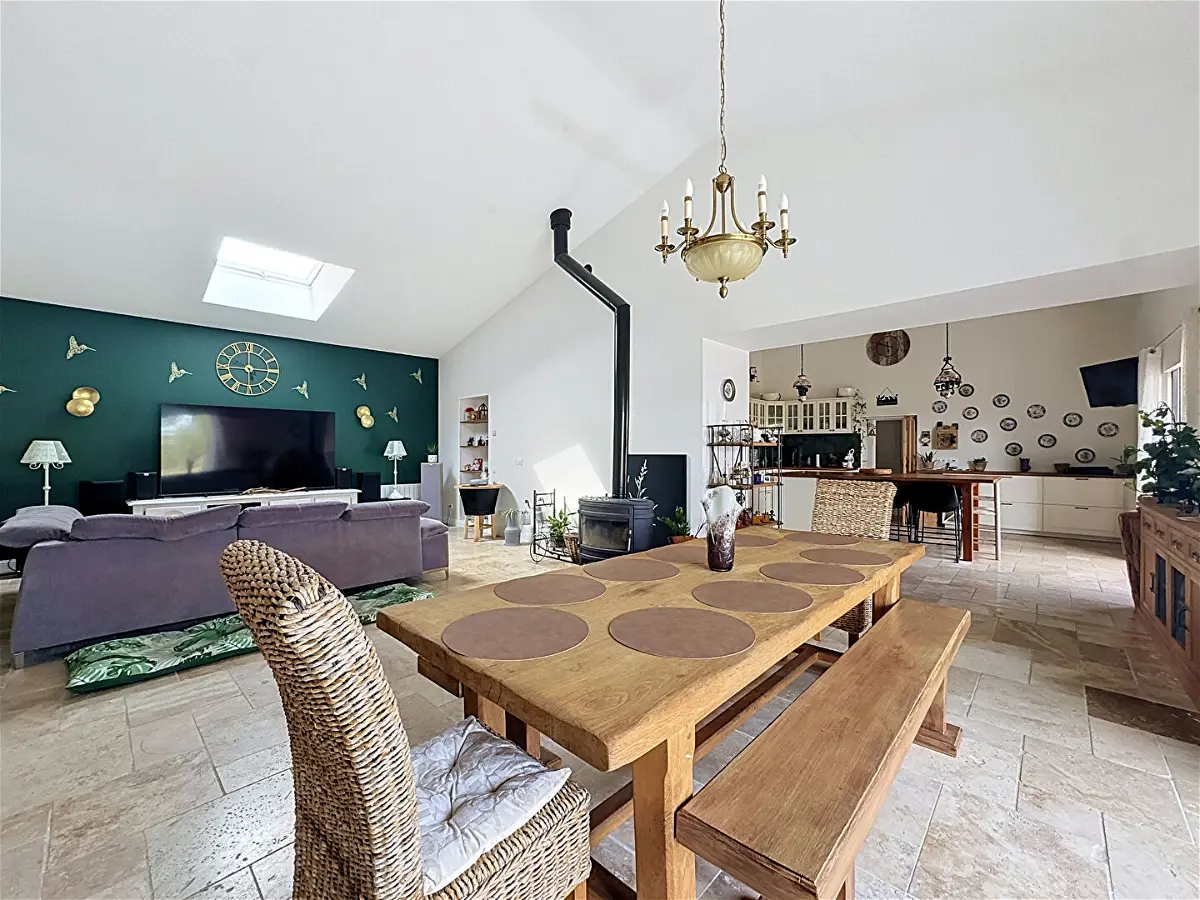 Achat maisonà LE CHAY