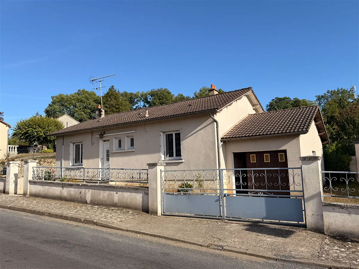 Achat maisonà SAINT PIERRE DE MAILLE