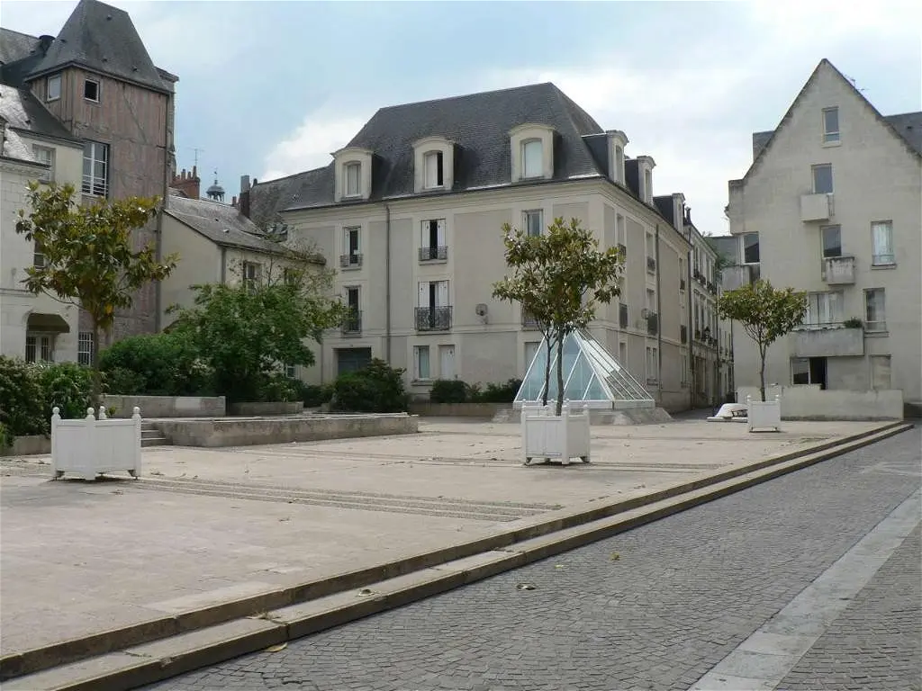 stationnementà TOURS