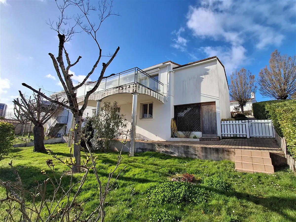 Achat maisonà LA ROCHE SUR YON