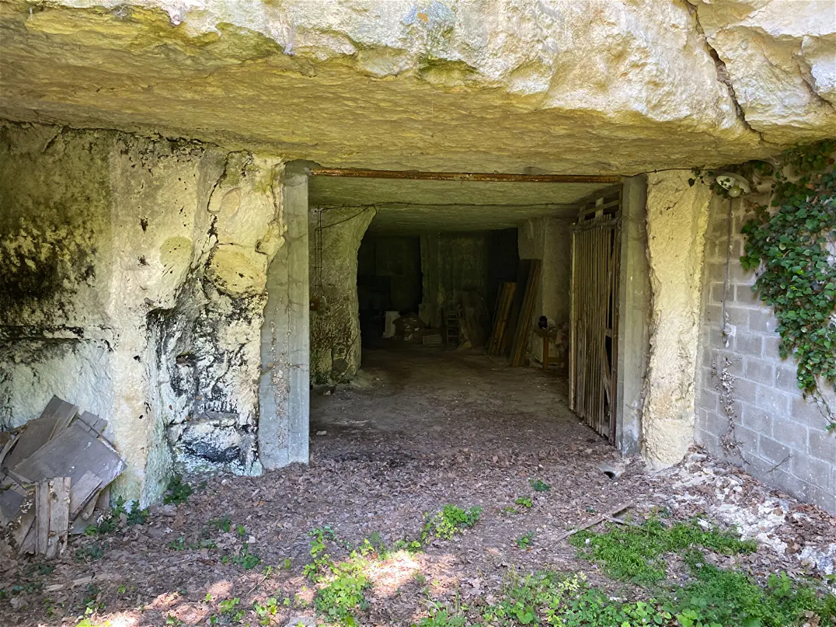 Achat stationnementà LE PETIT PRESSIGNY