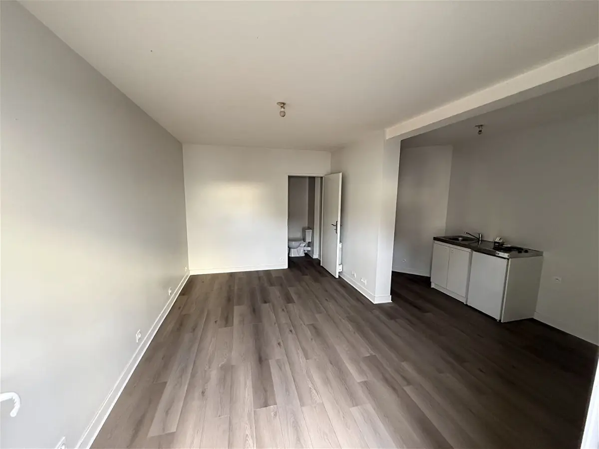 Appartement 1 pièce 24 m² · à Niort · 24,4 m² · 365 €/mois