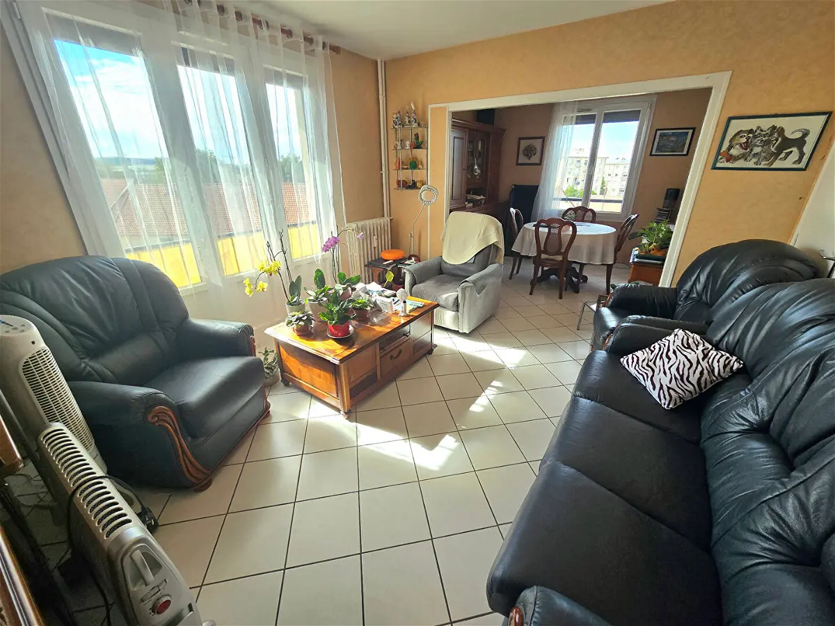 Achat appartementà LA CHAPELLE SAINT LUC