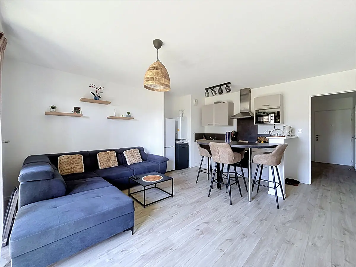 Appartement 2 pièces 44 m² · à La Mézière · 44,3 m² · 169 000 €