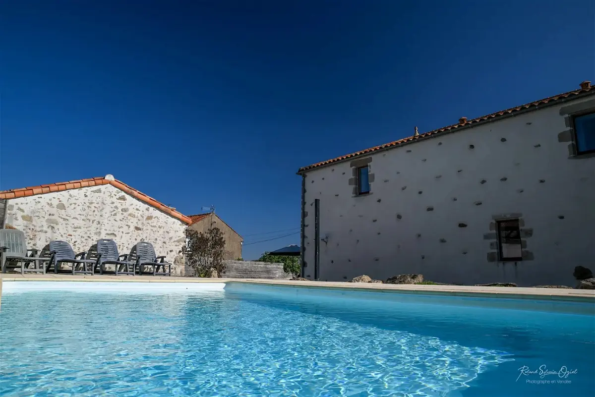 Achat maisonà LE POIRE SUR VIE