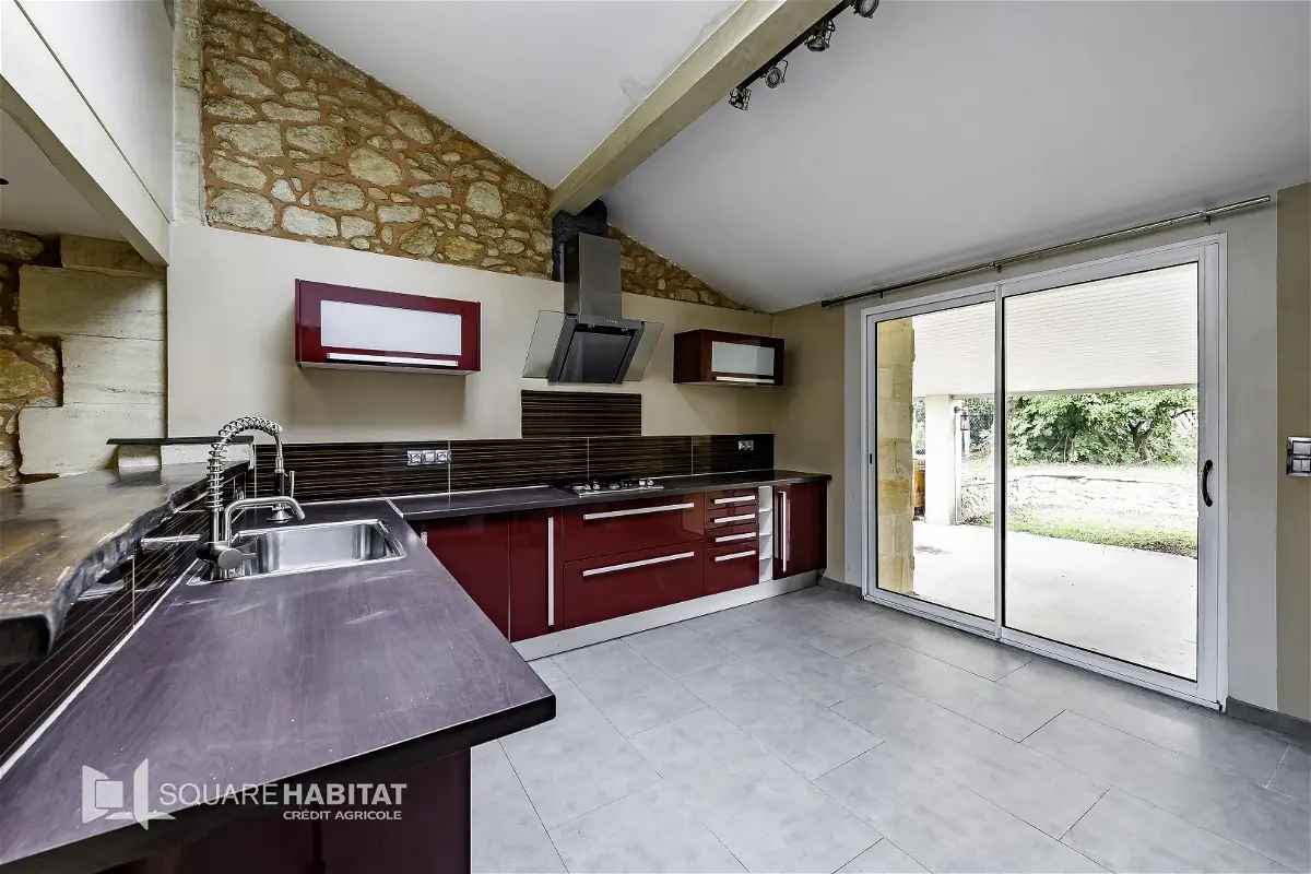 maisonà PERISSAC
