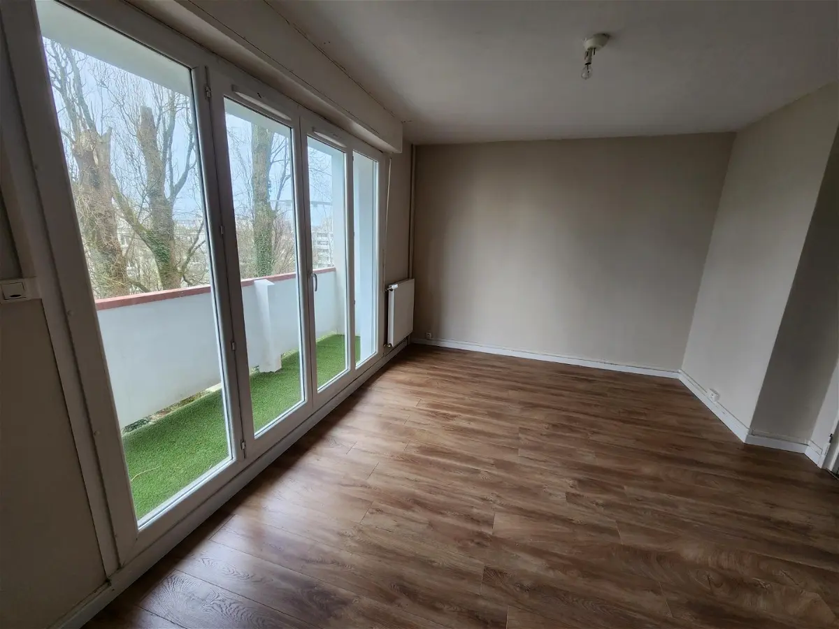 Appartement 4 pièces 75 m² · à Brest · 75,3 m² · 750 €/mois
