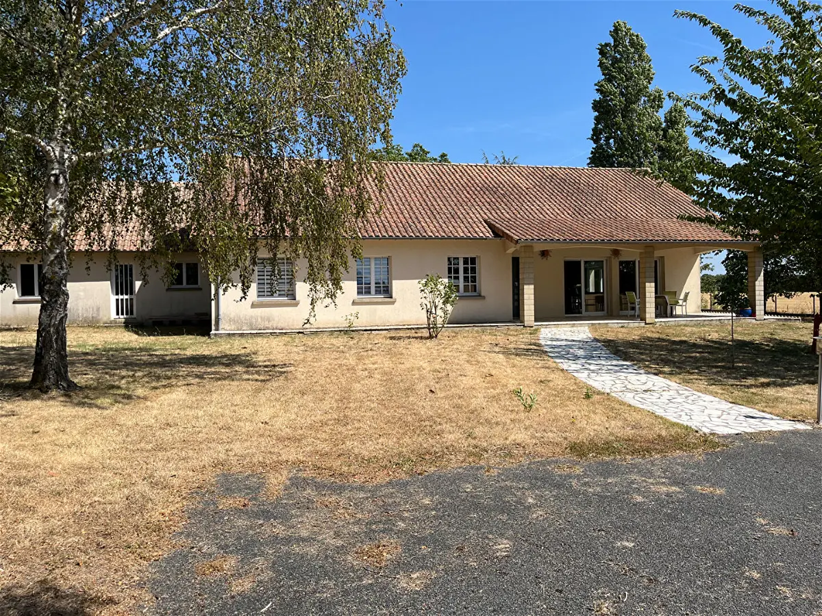Achat maisonà POUILLÉ