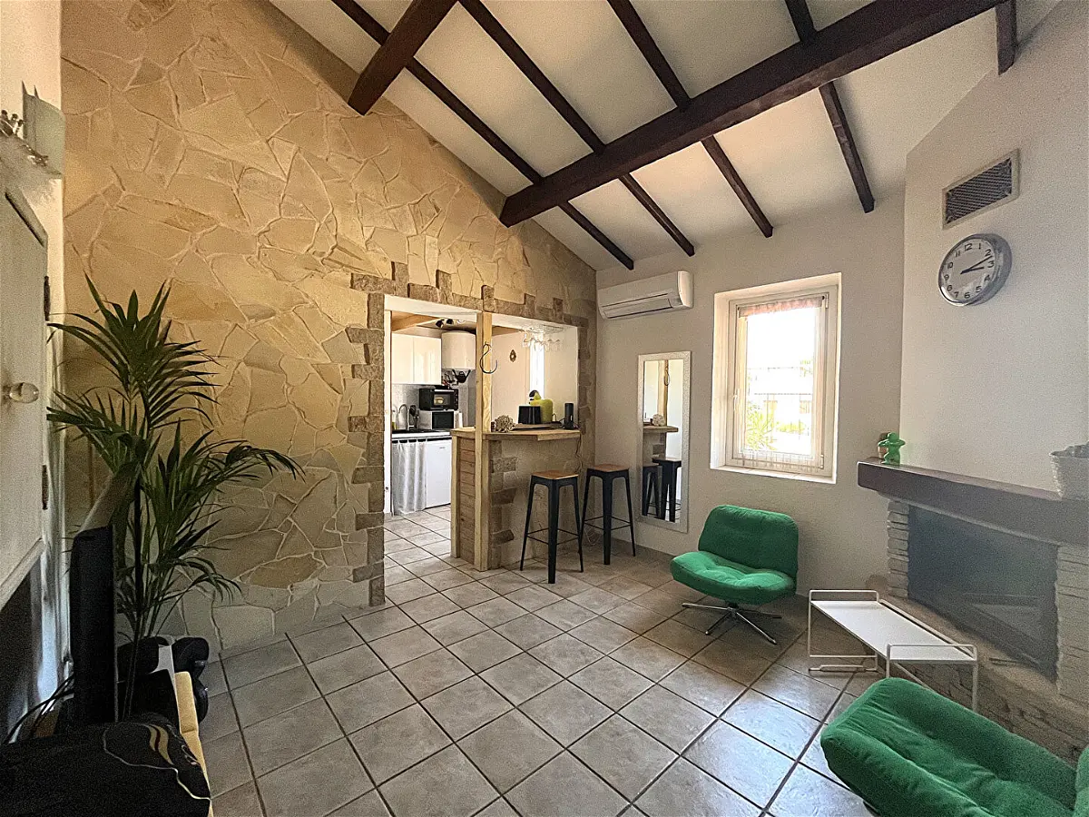 Achat appartementà SAUSSET LES PINS