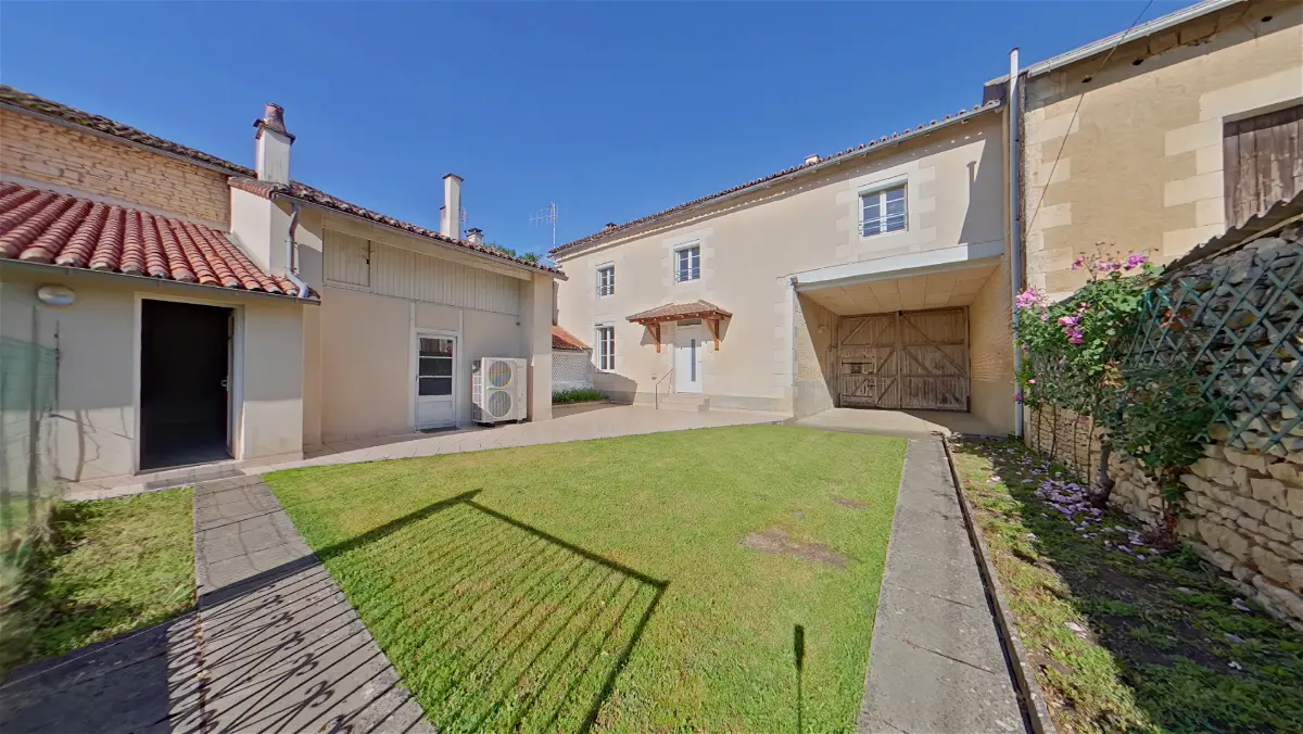 maisonà VILLIERS