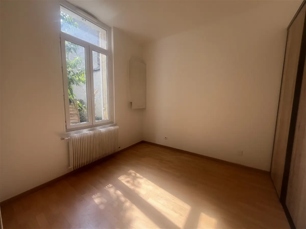 Appartement 2 pièces 44 m² · à Bordeaux · 43,8 m² · 700 €/mois