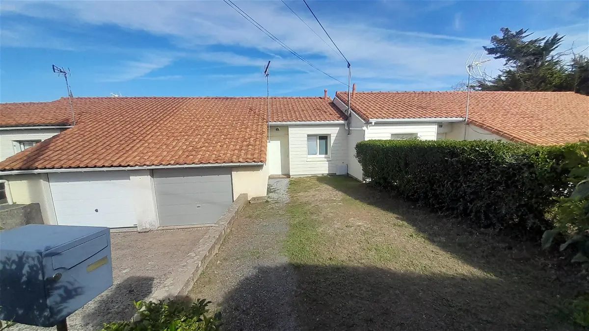 maisonà BEAUPREAU EN MAUGES