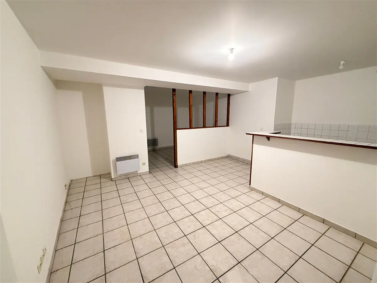 appartementà LAROCHE SAINT CYDROINE