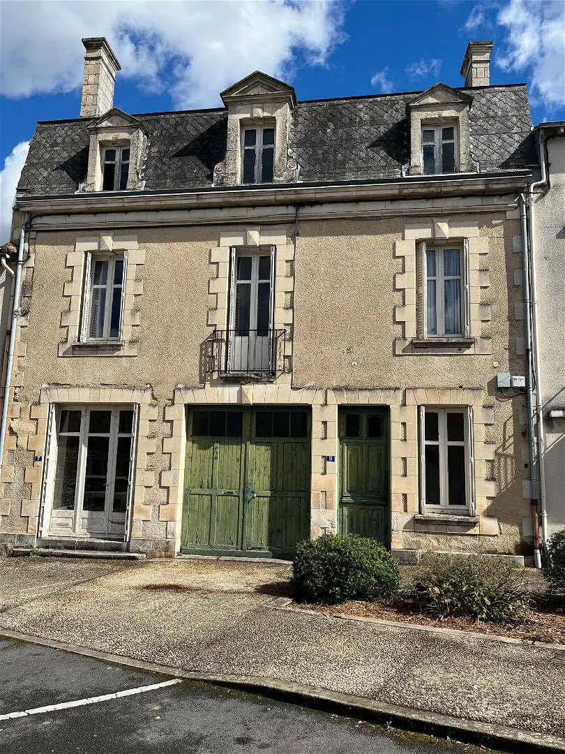 Achat maisonà LUSSAC LES CHATEAUX