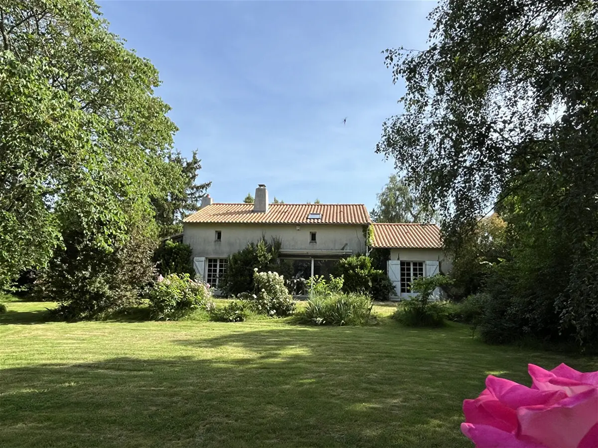 Achat maisonà ROUILLÉ