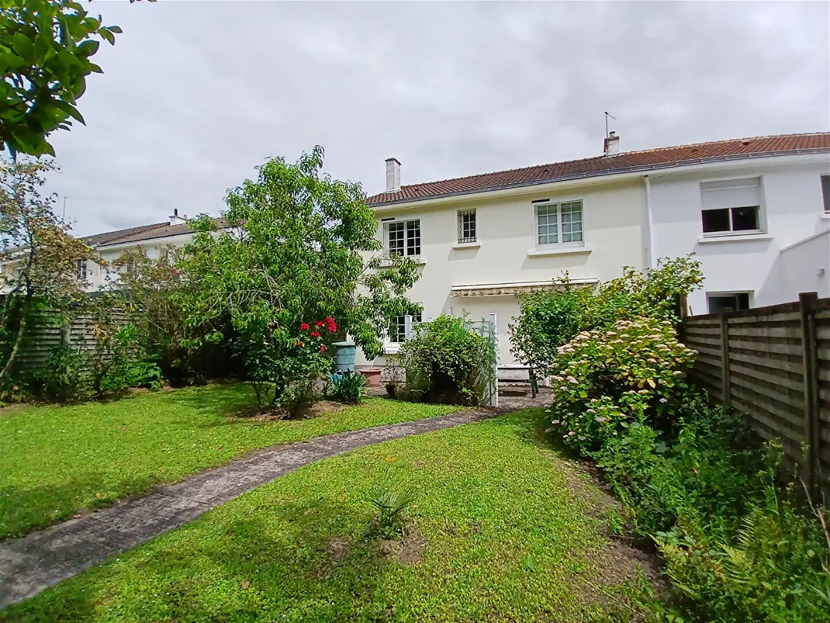 Achat maisonà NANTES