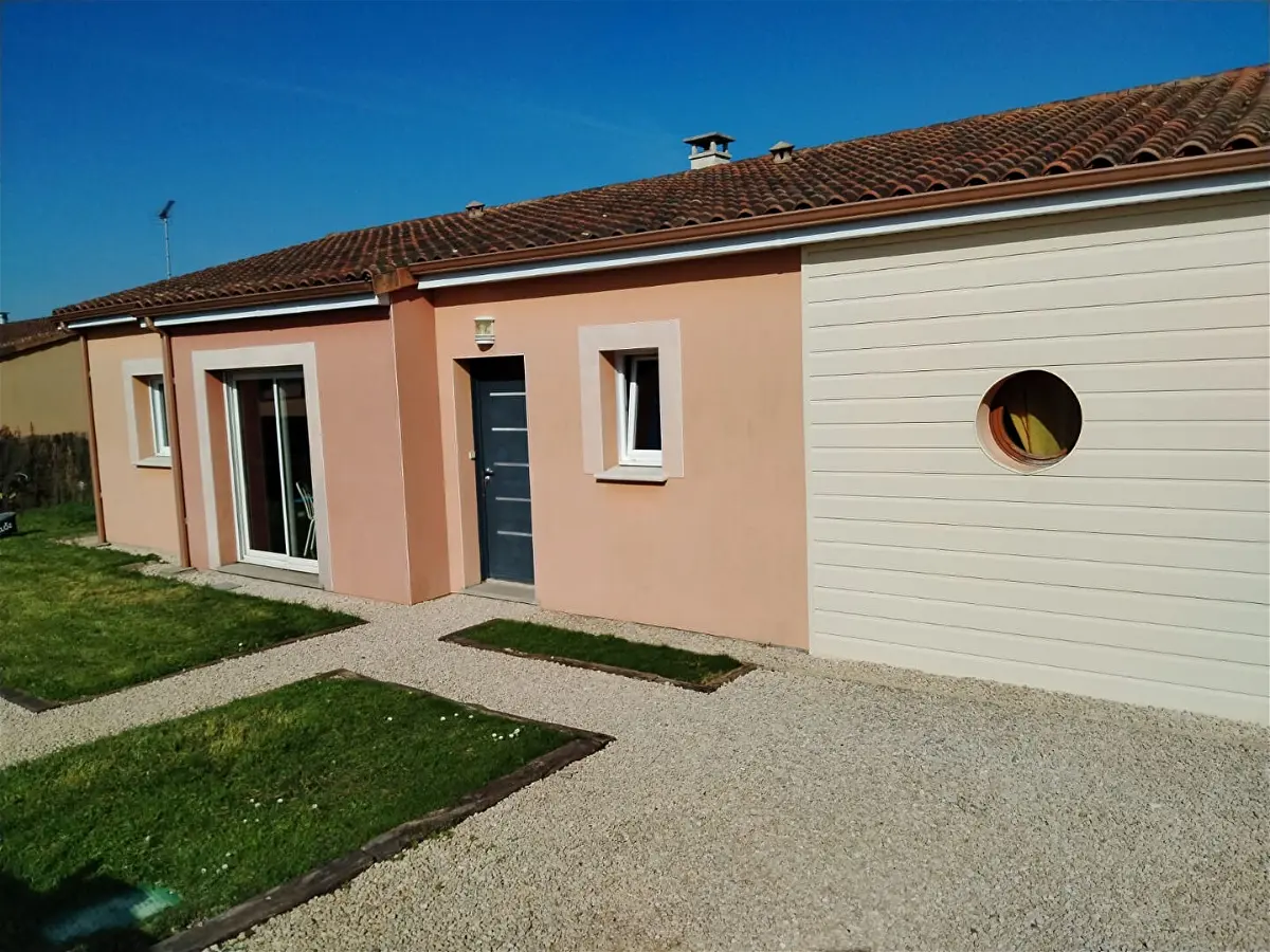 Maison 6 pièces 108 m² · à Avanton · 108 m² · 242 000 €