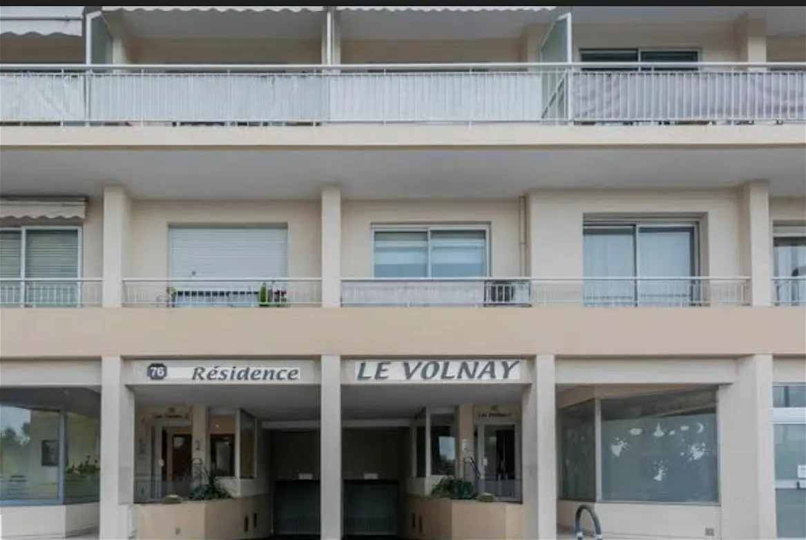 stationnementà LE CANNET