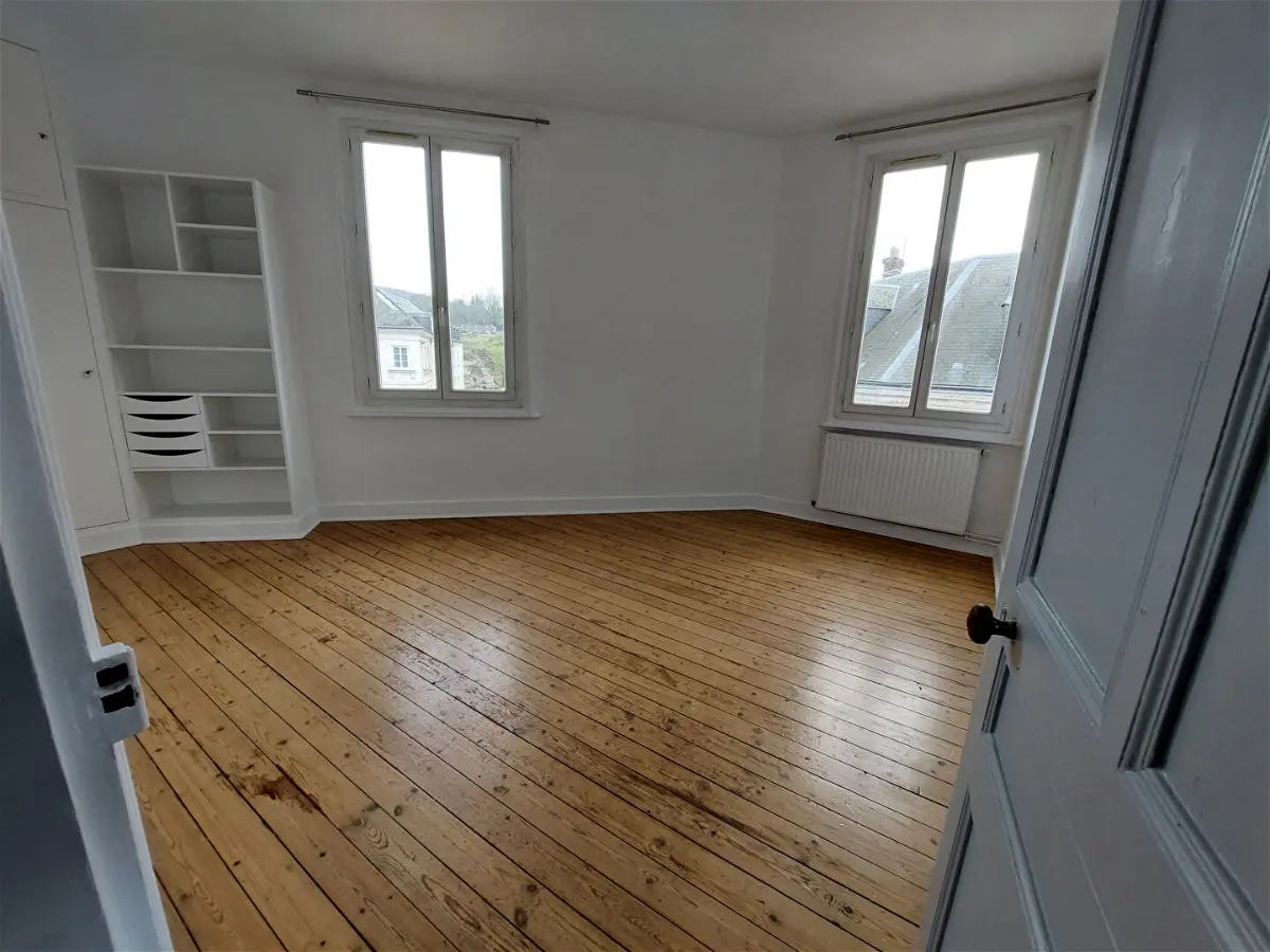 Maison 7 pièces 242 m² · à Lillebonne · 242 m² · 329 000 €