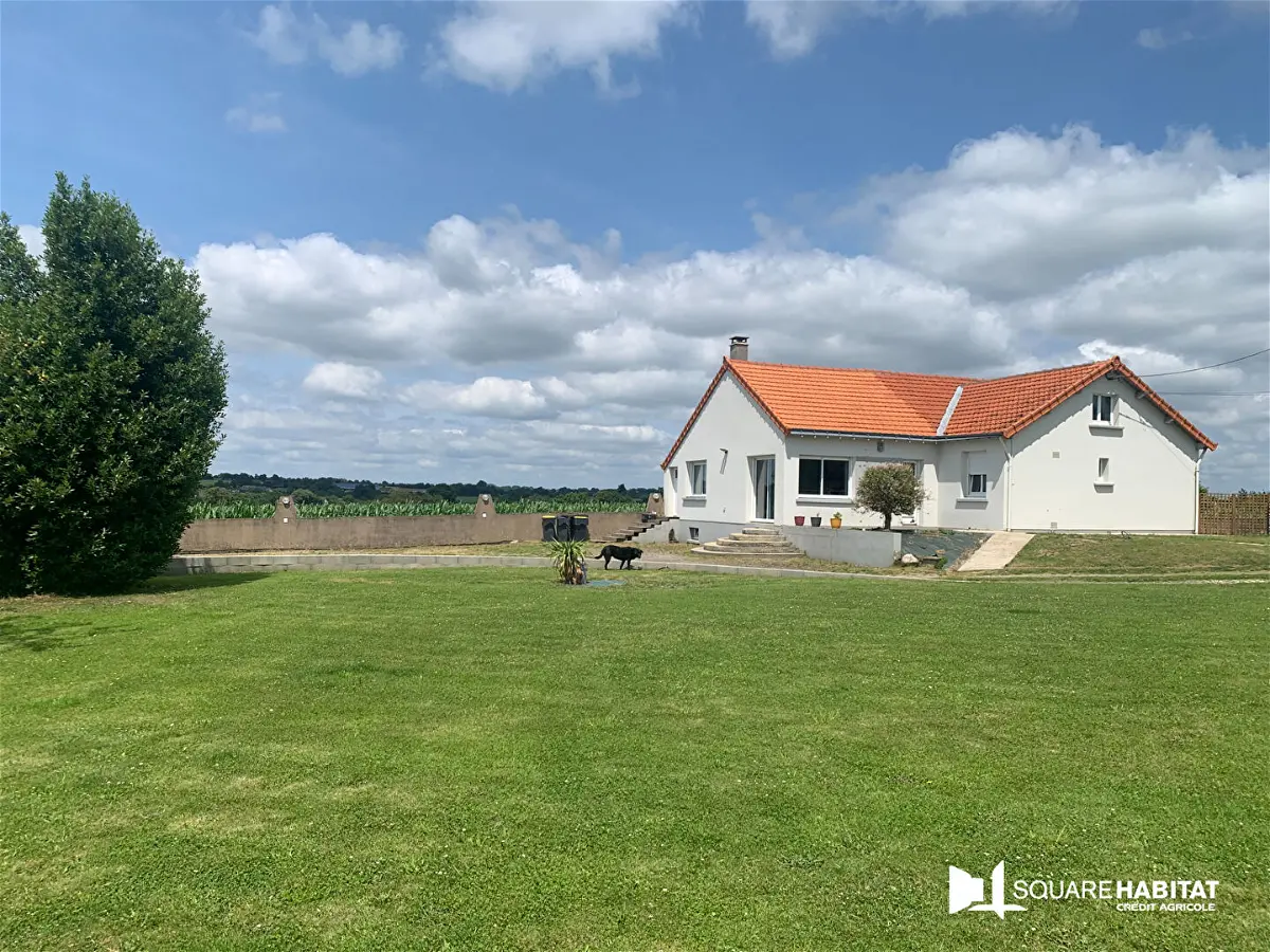 maisonà BEAUPREAU EN MAUGES