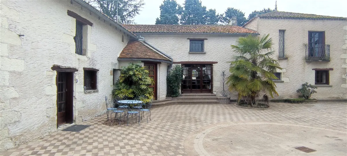 Achat maisonà LENCLOITRE