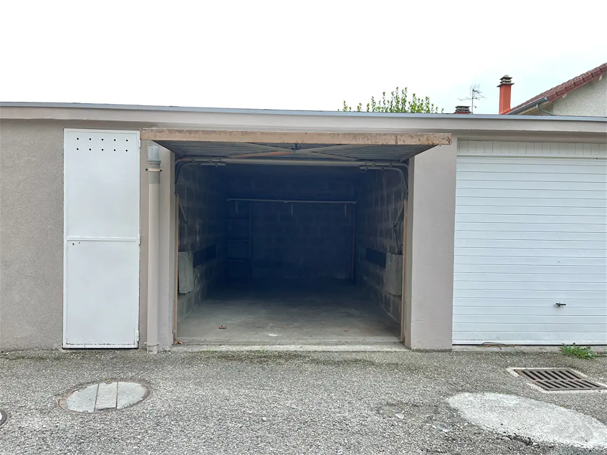 Achat stationnementà FONTAINE