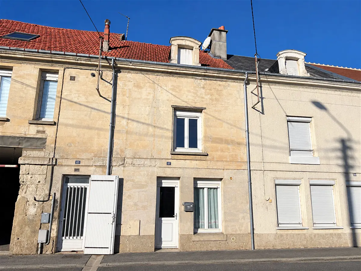 Maison 3 pièces 90 m² · à Châtellerault · 89,5 m² · 84 000 €