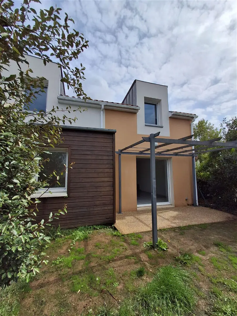 Achat maisonà SAINT PHILBERT DE BOUAINE