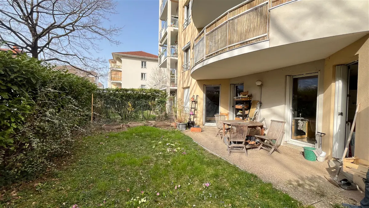 Achat appartementà FONTAINE