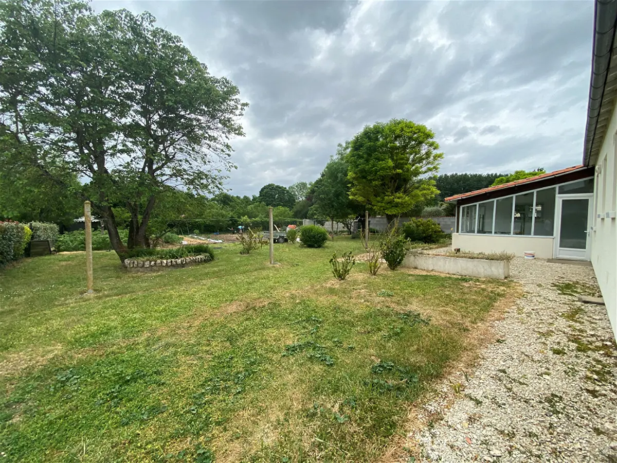 maisonà Mauze sur le mignon