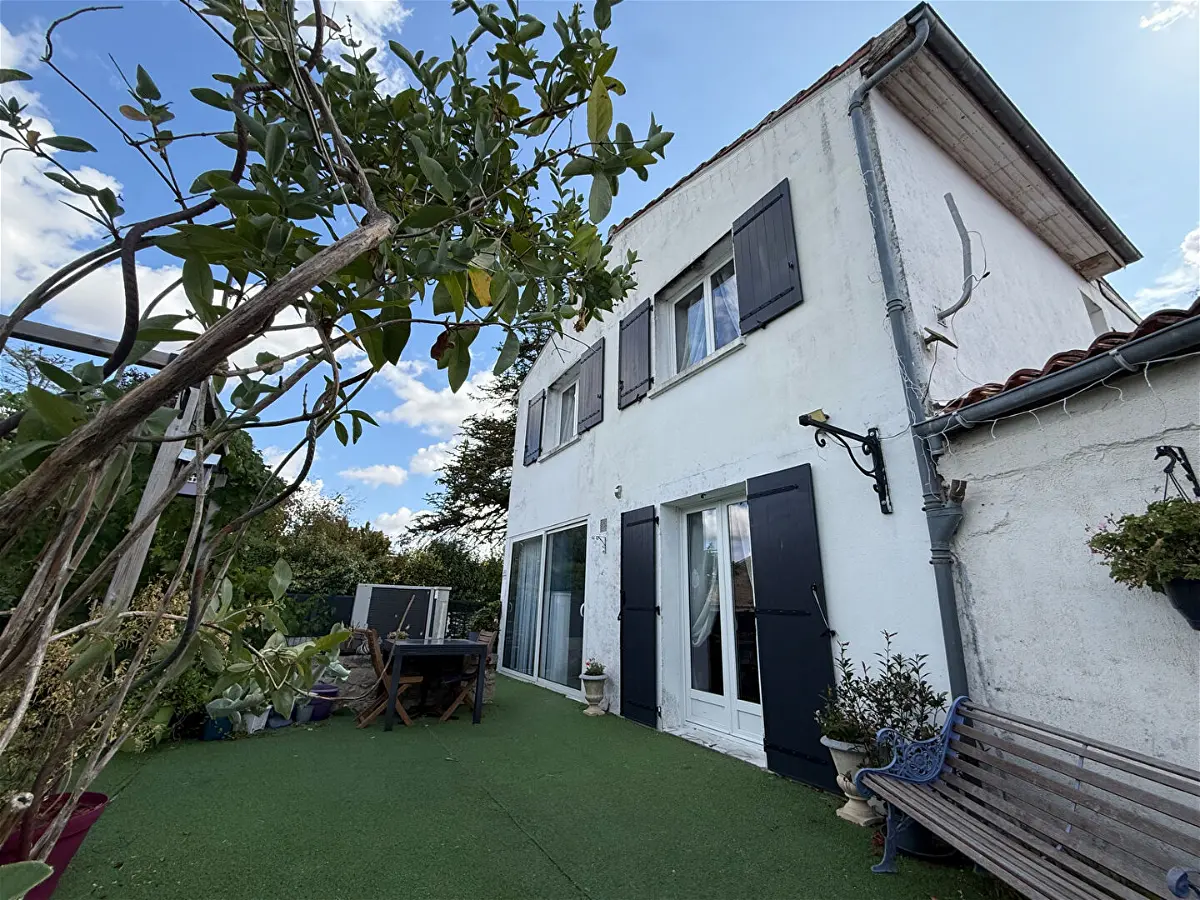 Achat maisonà SAINT PIERRE D AMILLY