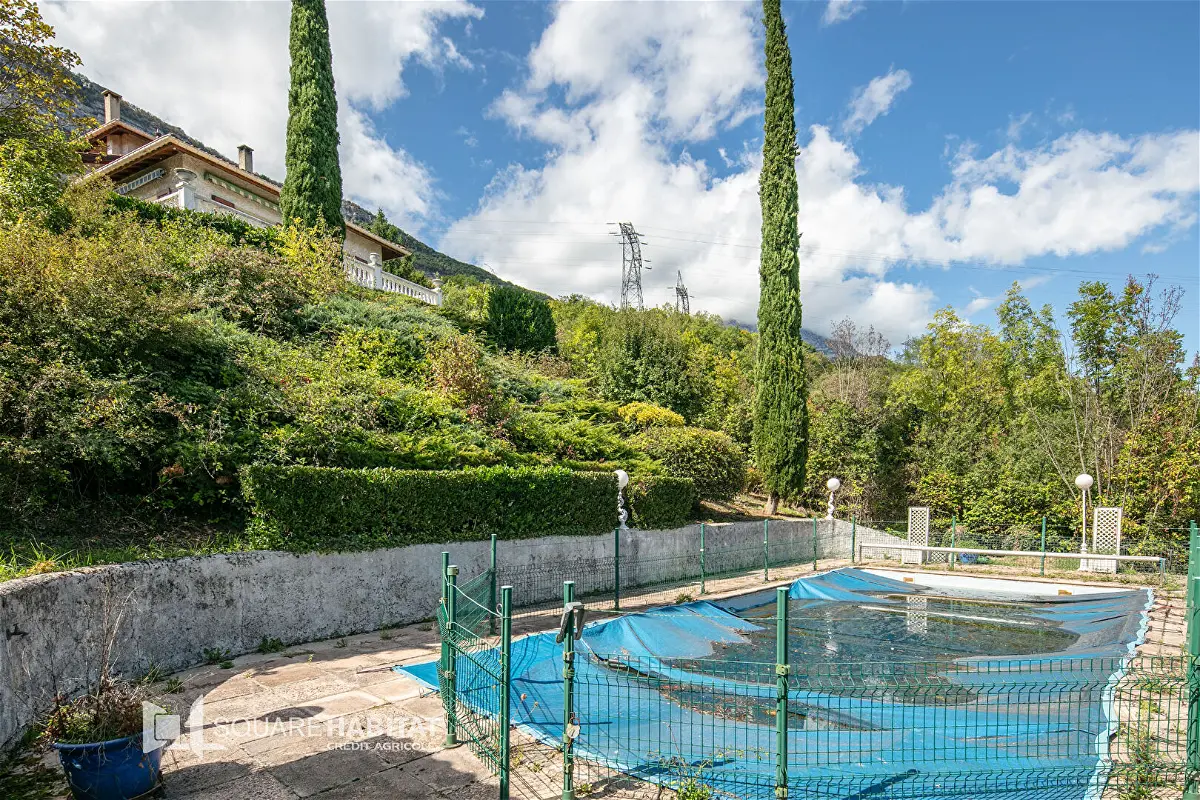 Achat maisonà VARCES ALLIERES ET RISSET