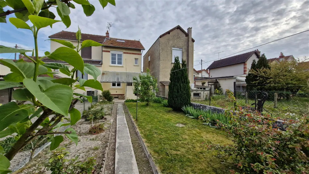maisonà ROMILLY SUR SEINE