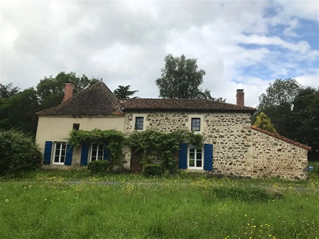 Achat maisonà LE VIGEANT