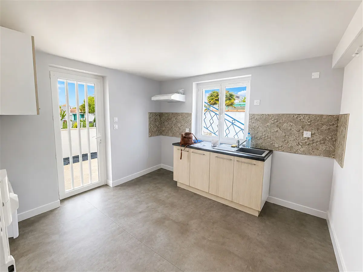 Appartement 3 pièces 62 m² · à Saint-Georges-de-Didonne · 61,6 m² · 750 €/mois