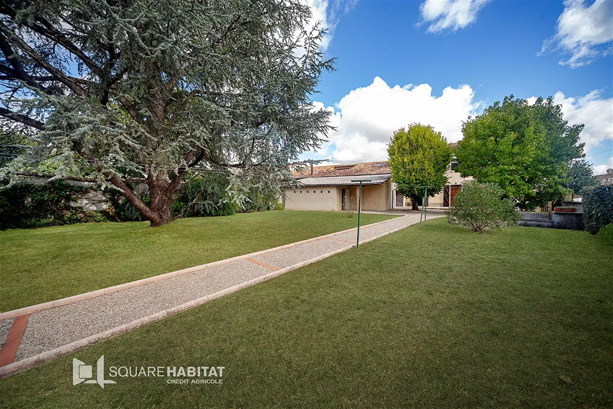 Maison 6 pièces 231 m² · à Fronton · 231 m² · 420 000 €