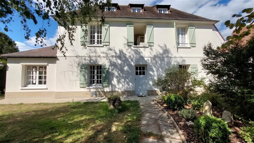 Maison 6 pièces 158 m² · à Évreux · 158 m² · 419 000 €
