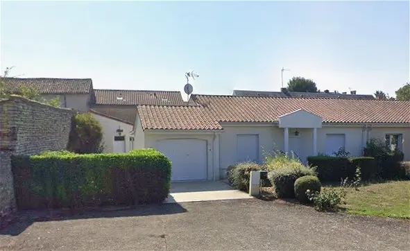 maisonà NEUVILLE DE POITOU
